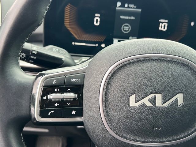 Used 2024 Kia Sorento S image 25