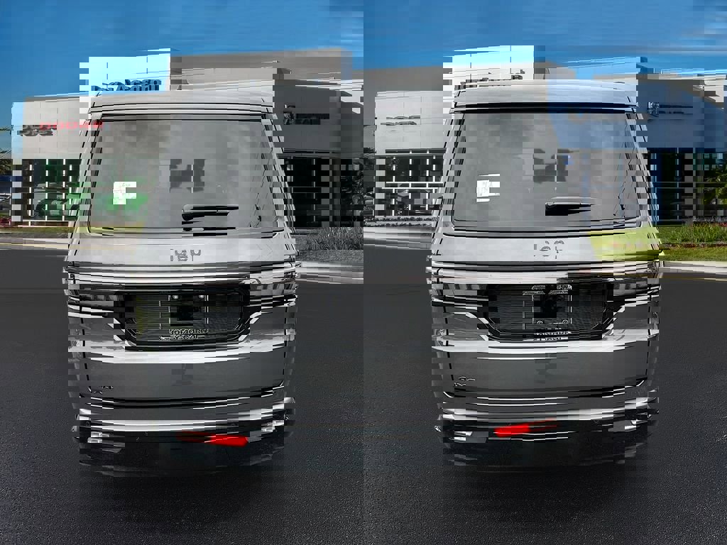 New 2026 Jeep Grand Wagoneer L Limited image 6