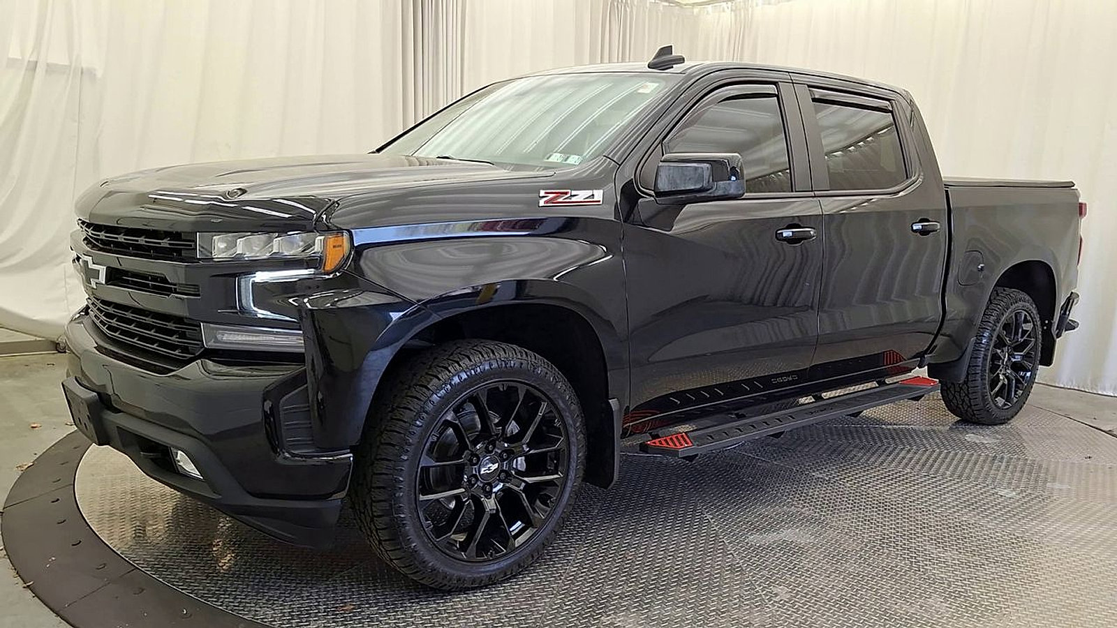 Used 2022 Chevrolet Silverado 1500 RST AWD/4WD image 7