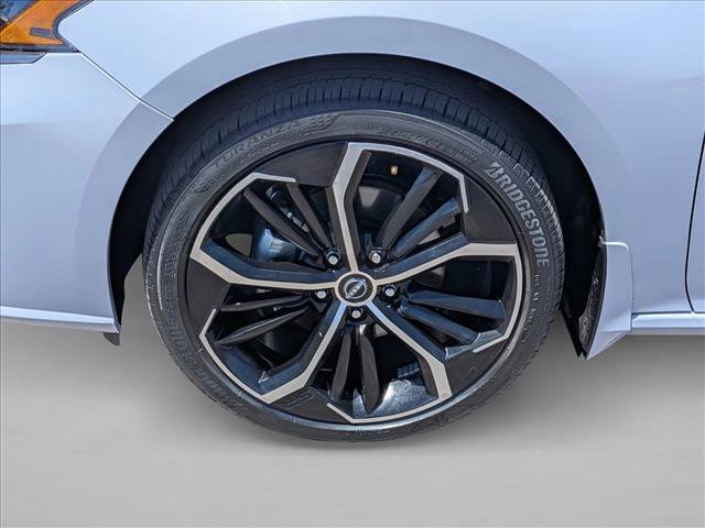 Used 2025 Nissan Altima 2.5 SR FWD image 30