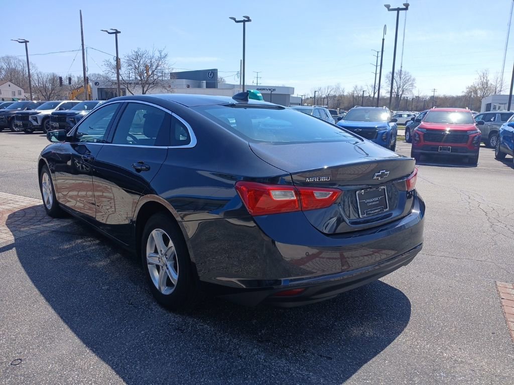 Used 2022 Chevrolet Malibu LS image 6