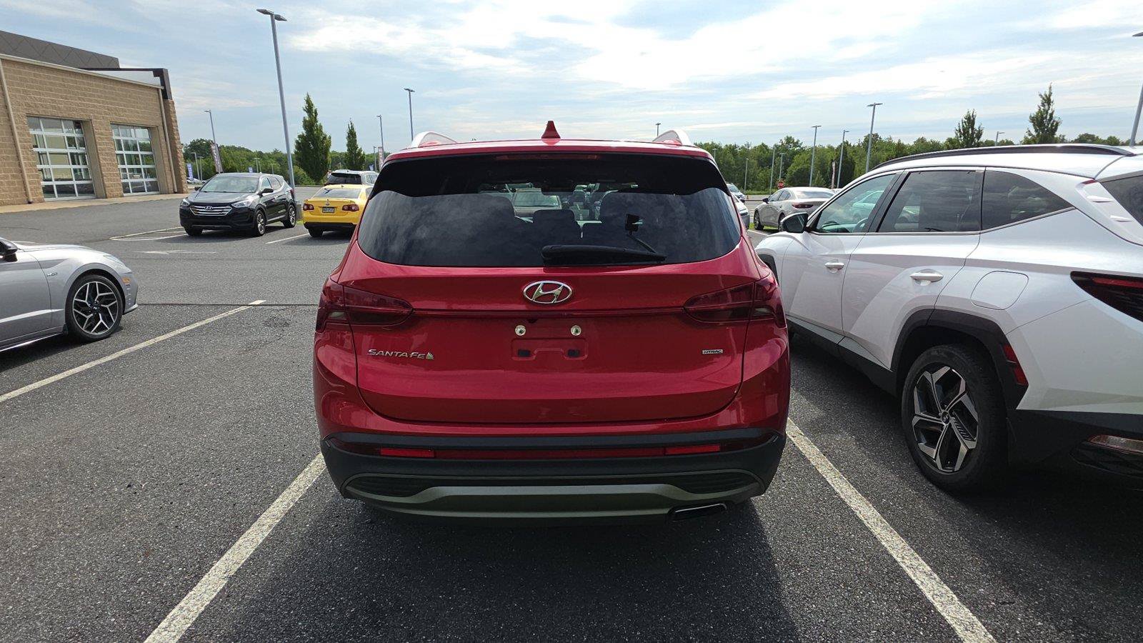 Certified 2023 Hyundai Santa Fe SEL AWD/4WD image 6