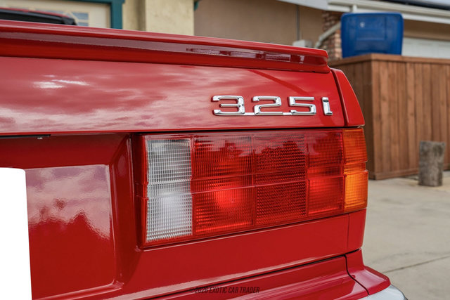 Used 1988 BMW 325i Convertible RWD image 61
