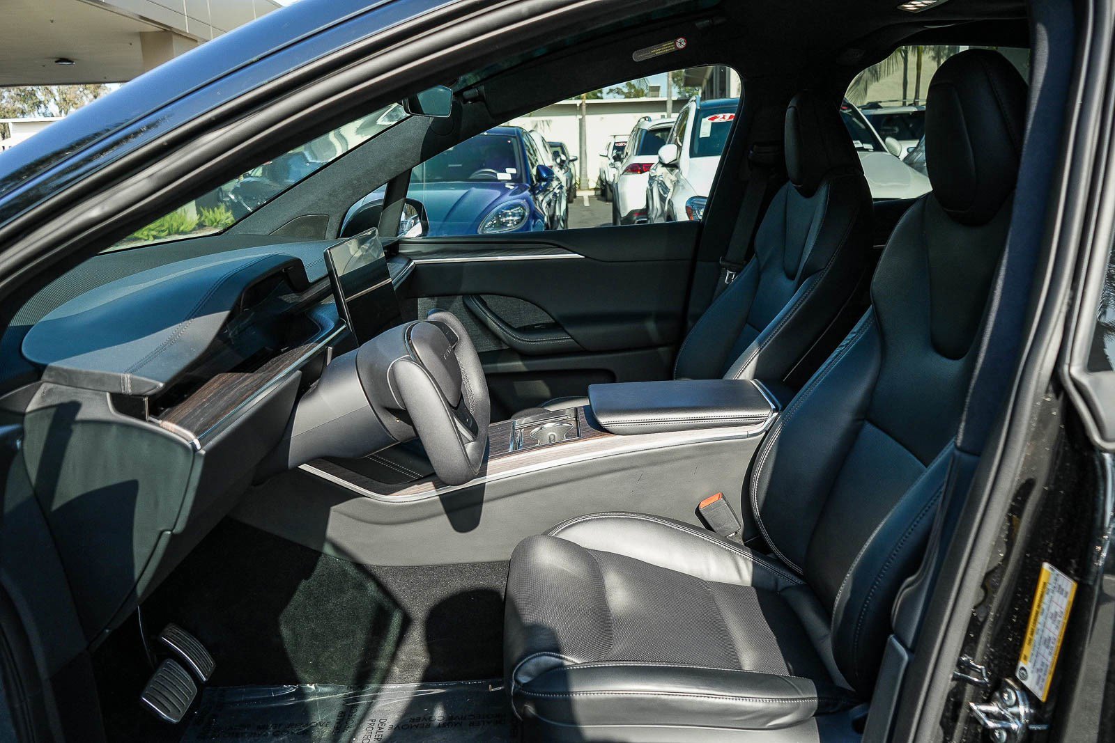 Used 2023 Tesla Model X AWD/4WD image 16