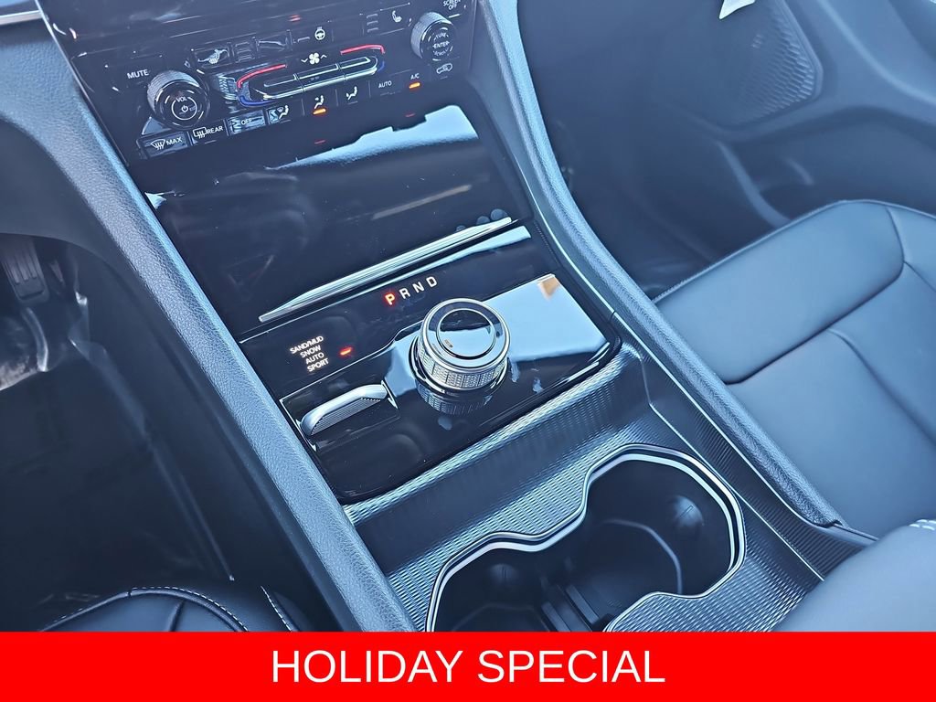 New 2025 Jeep Grand Cherokee Limited w/ Trailer Tow Package image 25