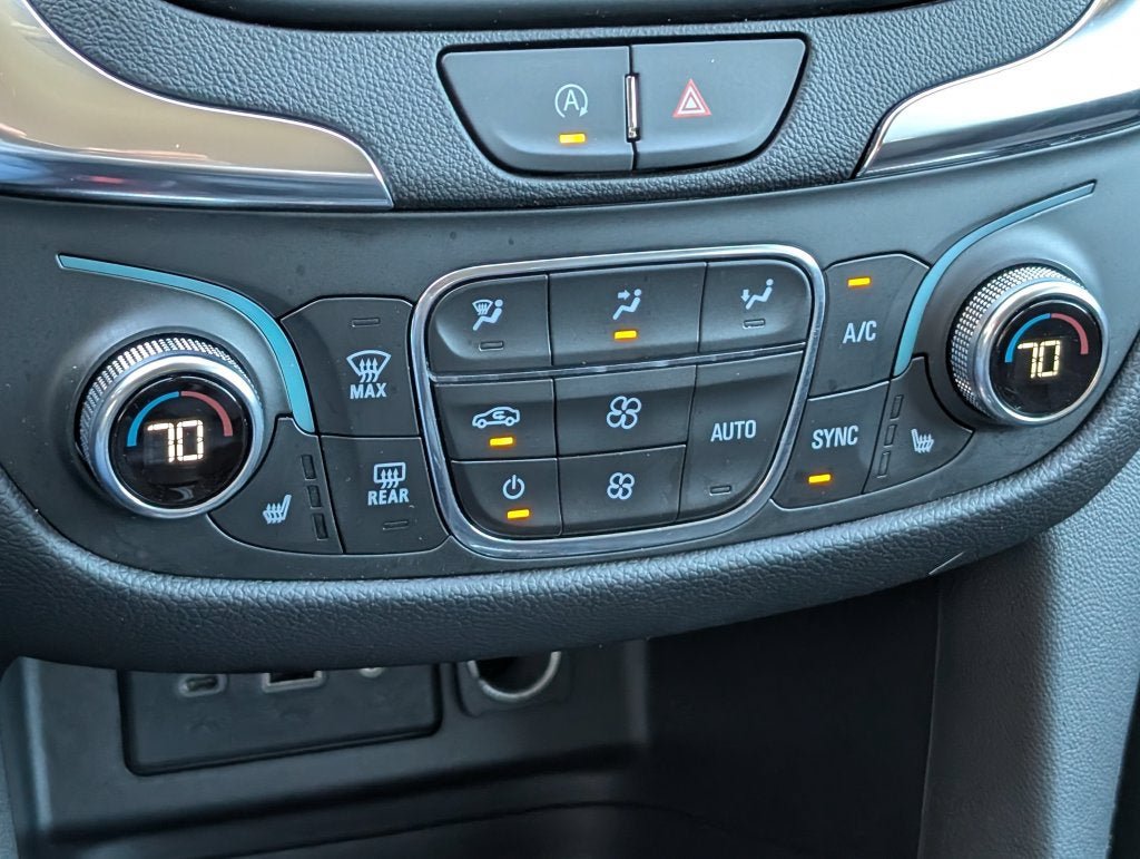 Used 2024 Chevrolet Equinox LT AWD/4WD image 23