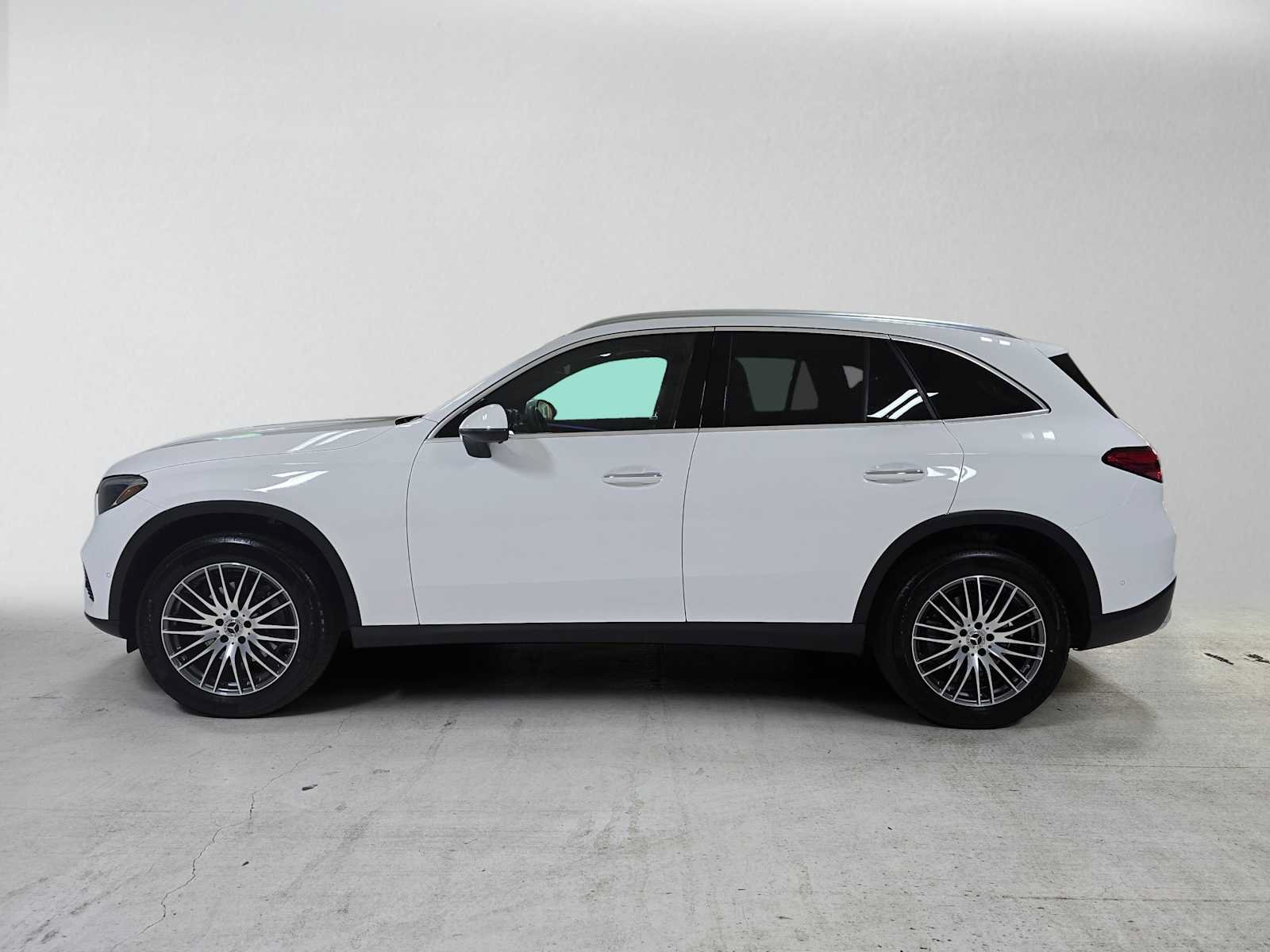 Certified 2026 Mercedes-Benz GLC 300 4MATIC image 6