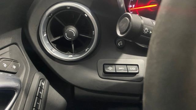 Used 2019 Chevrolet Camaro ZL1 image 22