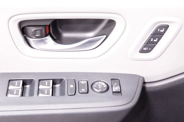 Certified 2025 Honda Pilot EX-L image 28