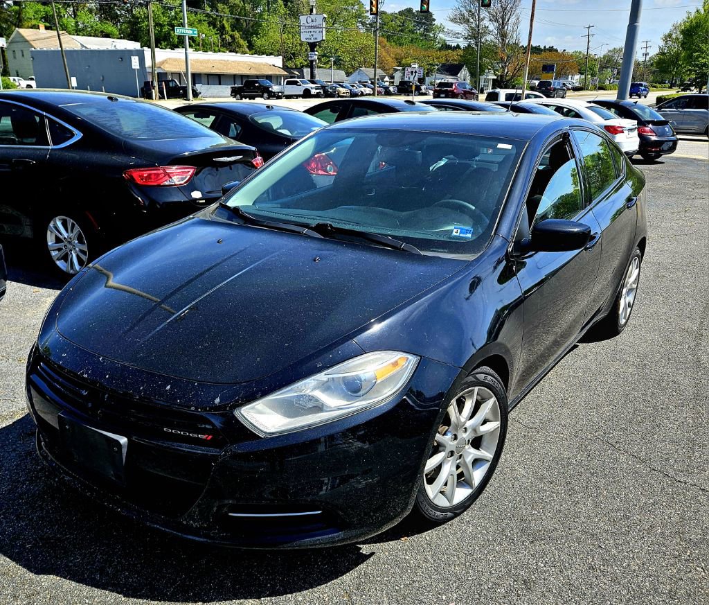 Used 2013 Dodge Dart SXT image 1