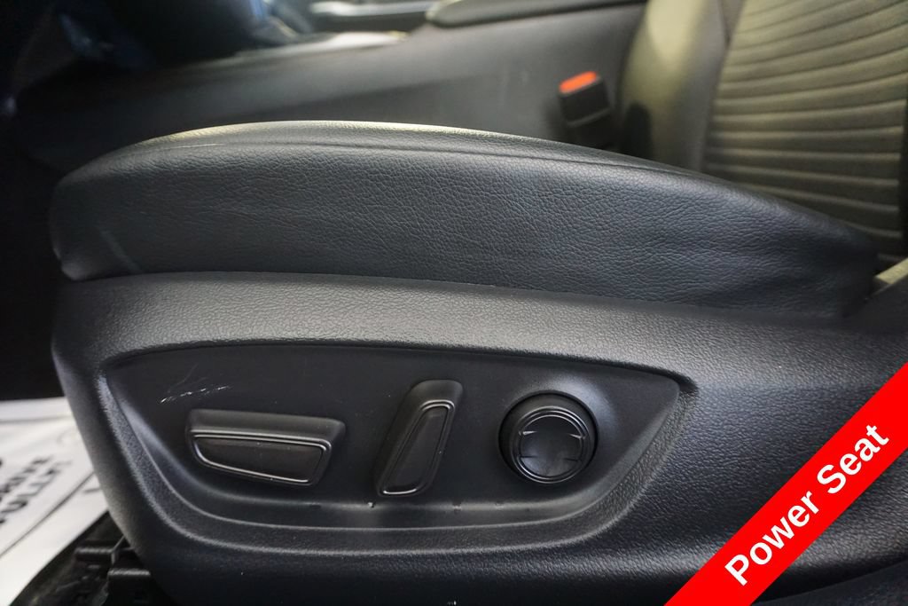Used 2024 Toyota Camry SE FWD image 7