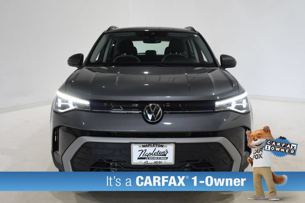 Used 2025 Volkswagen Taos S AWD/4WD image 3