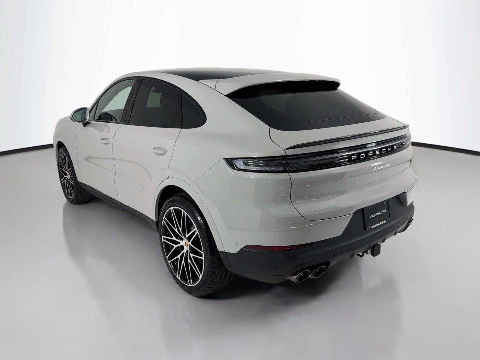 New 2026 Porsche Cayenne Coupe AWD/4WD image 3