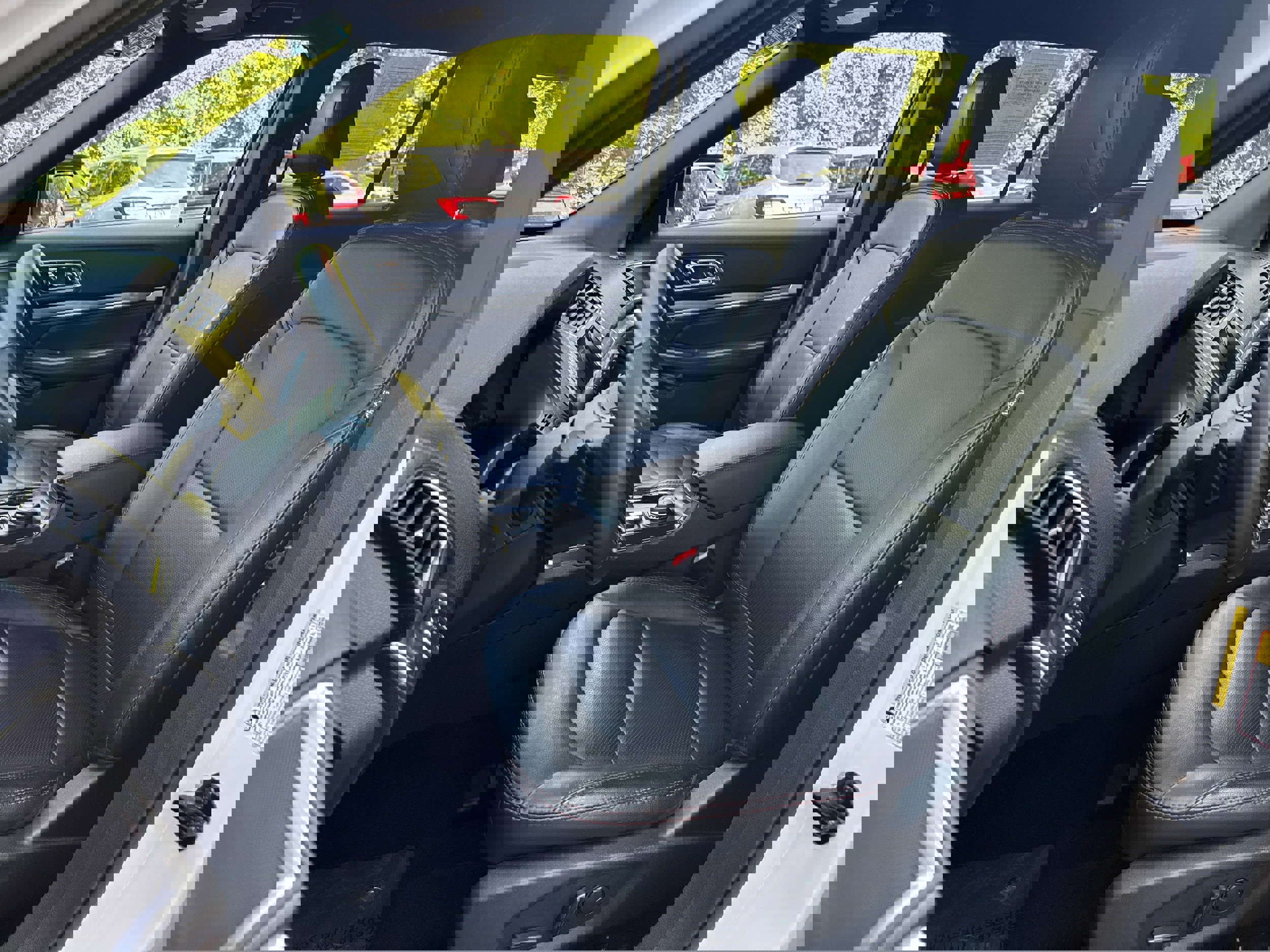 Used 2019 Ford Explorer Sport image 5