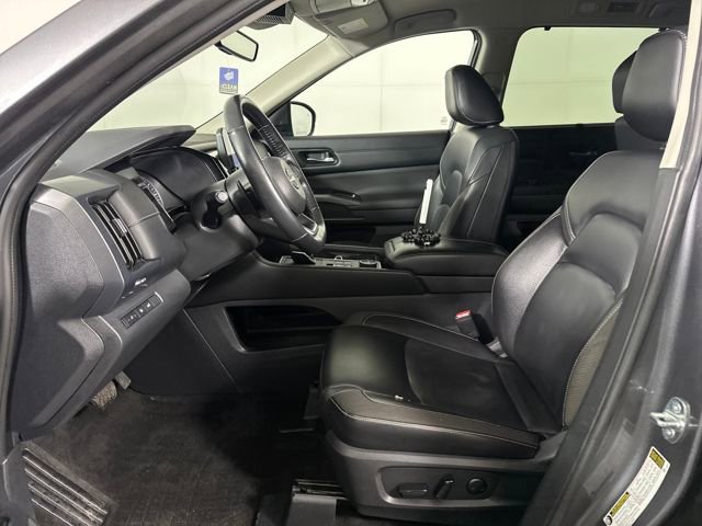Used 2023 Nissan Pathfinder SL image 11