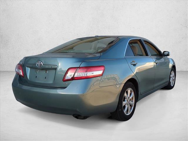 Used 2010 Toyota Camry LE image 5