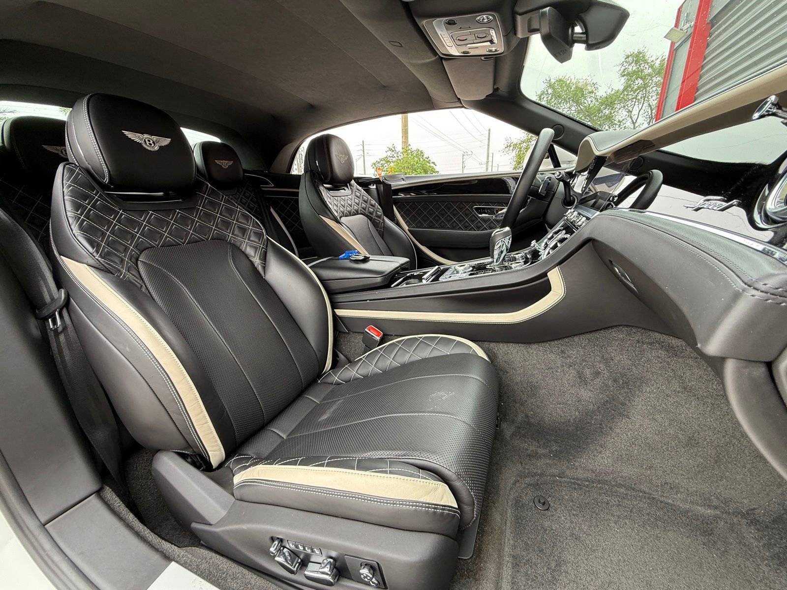 Used 2022 Bentley Continental GT Speed image 28