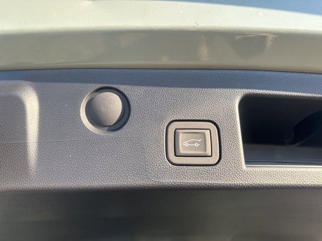 New 2026 Chevrolet Equinox LT w/ Convenience Package II image 30