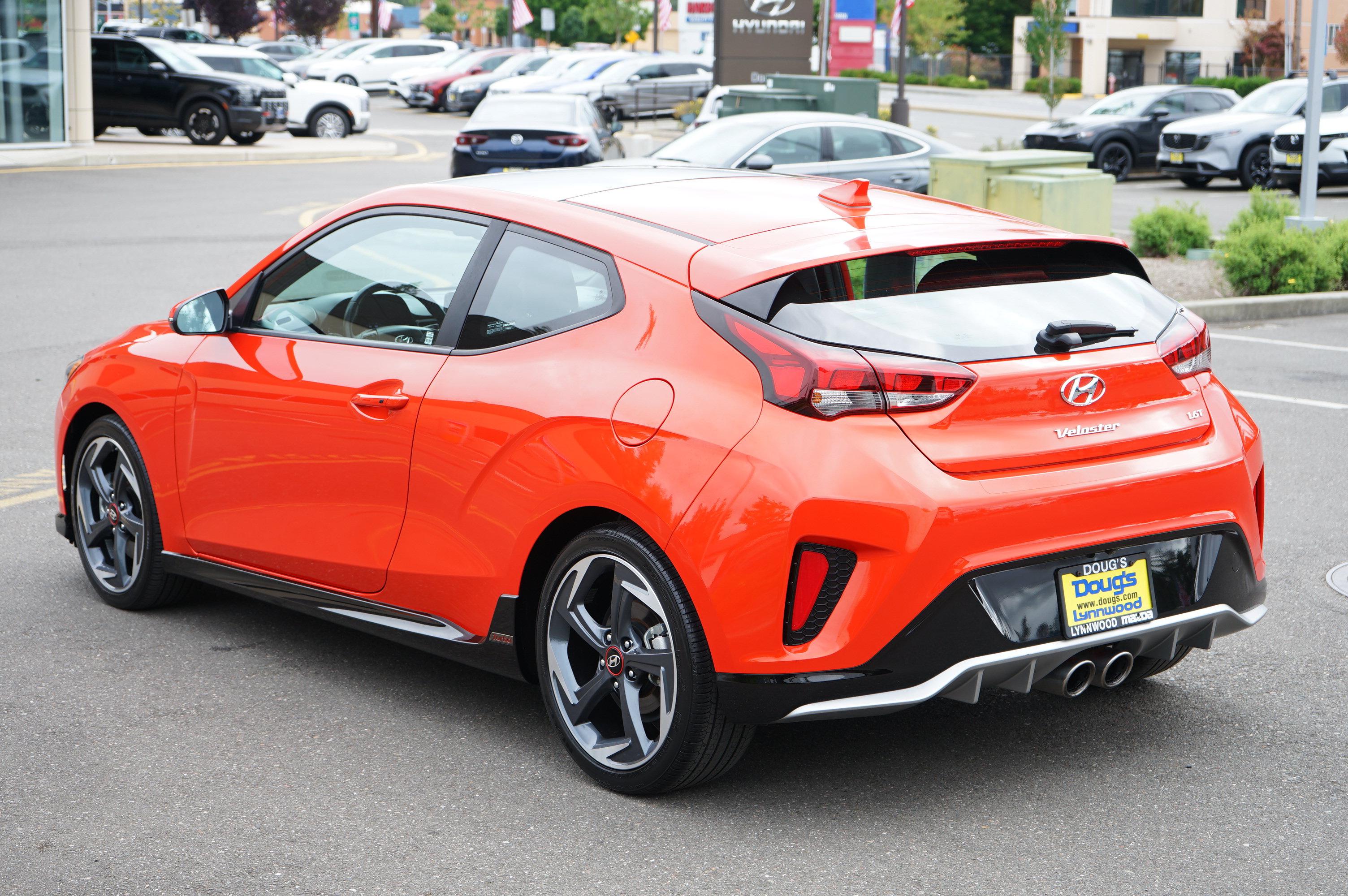 Used 2020 Hyundai Veloster Turbo FWD image 5