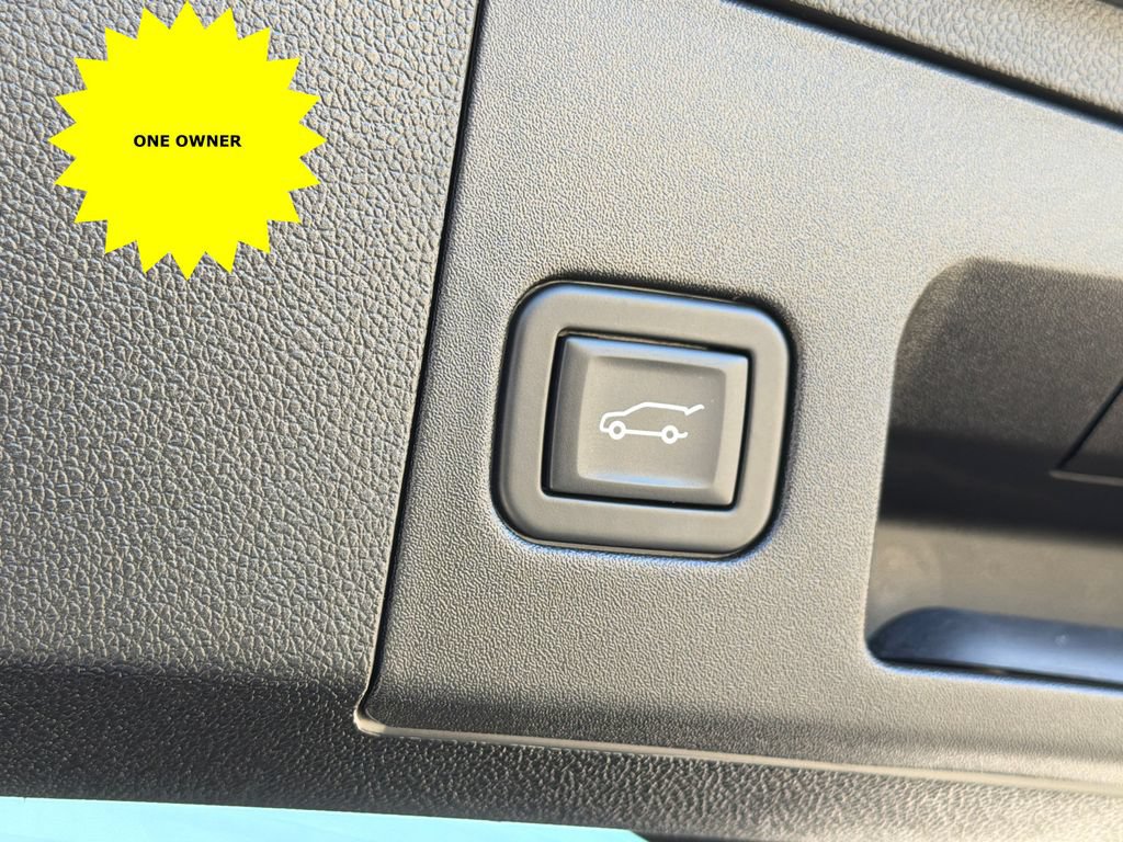 Used 2023 Cadillac XT4 Sport FWD image 9
