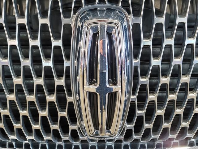 Used 2024 Lincoln Navigator Reserve image 31