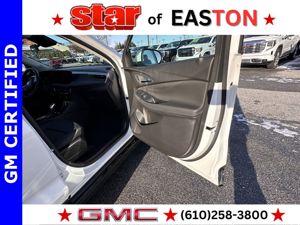 Certified 2024 Buick Encore GX Sport Touring w/ Comfort Package image 11