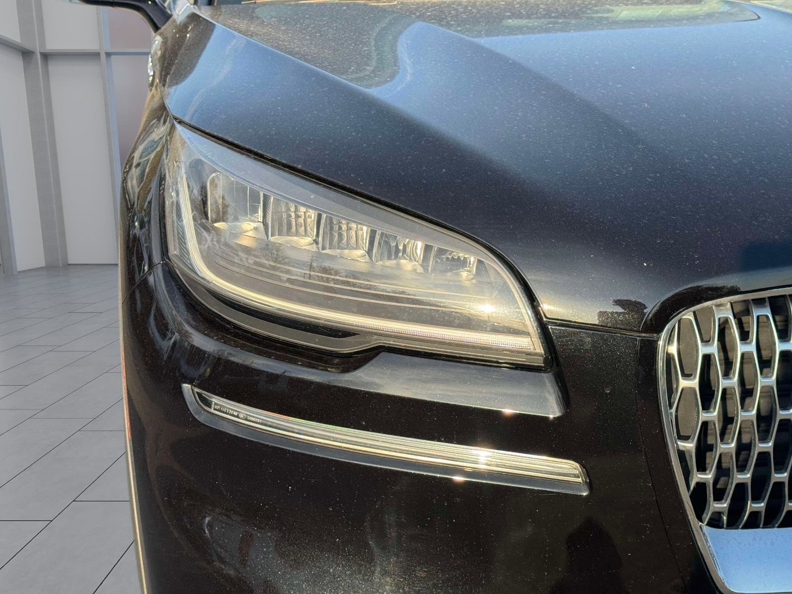 Used 2023 Lincoln Aviator AWD w/ Elements Package image 7