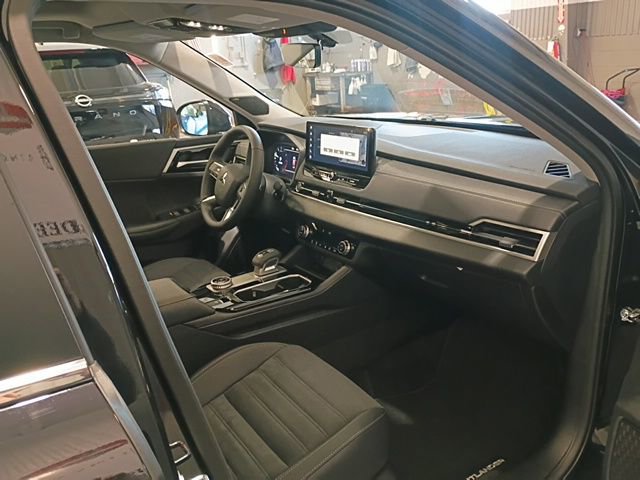 New 2026 Mitsubishi Outlander SE image 10