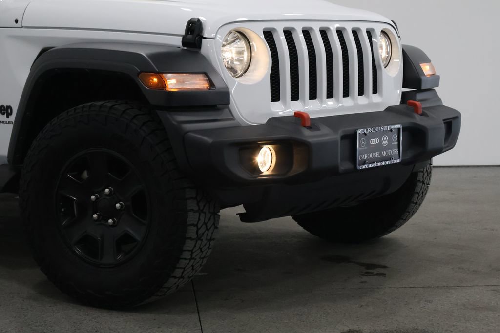 Used 2023 Jeep Wrangler Sport image 3