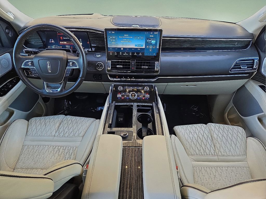 Used 2023 Lincoln Navigator Black Label image 16