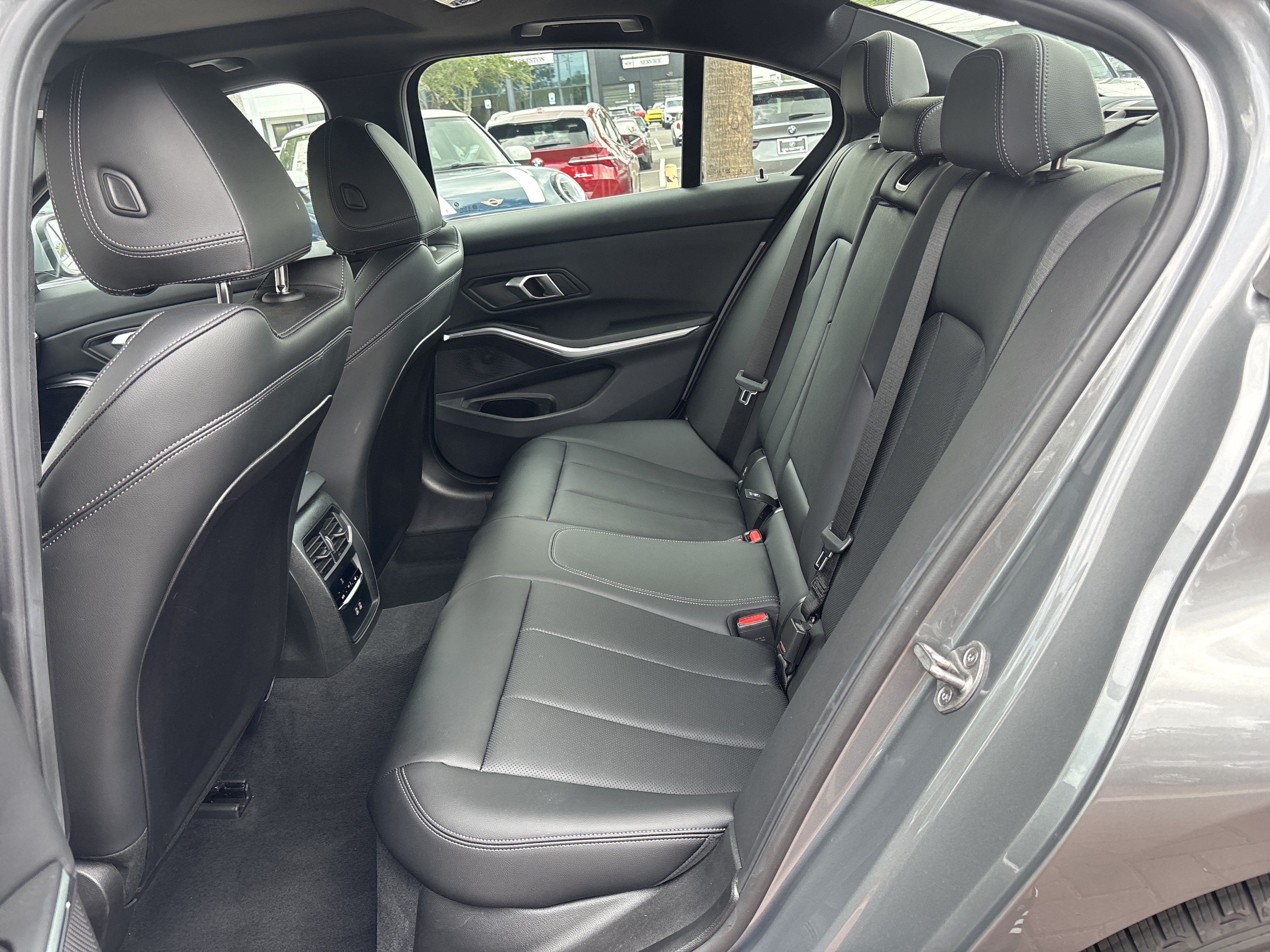 Used 2025 BMW 330i Sedan RWD image 30