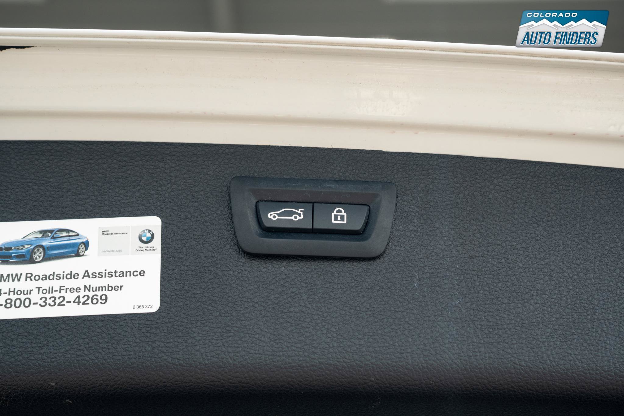 Used 2017 BMW 330i xDrive Wagon AWD/4WD image 29