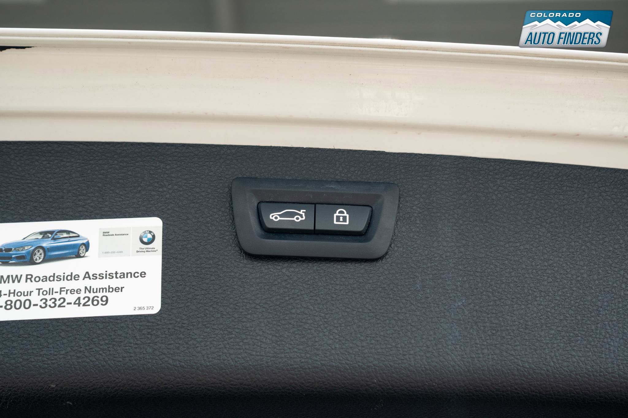 Used 2017 BMW 330i xDrive Wagon AWD/4WD image 29