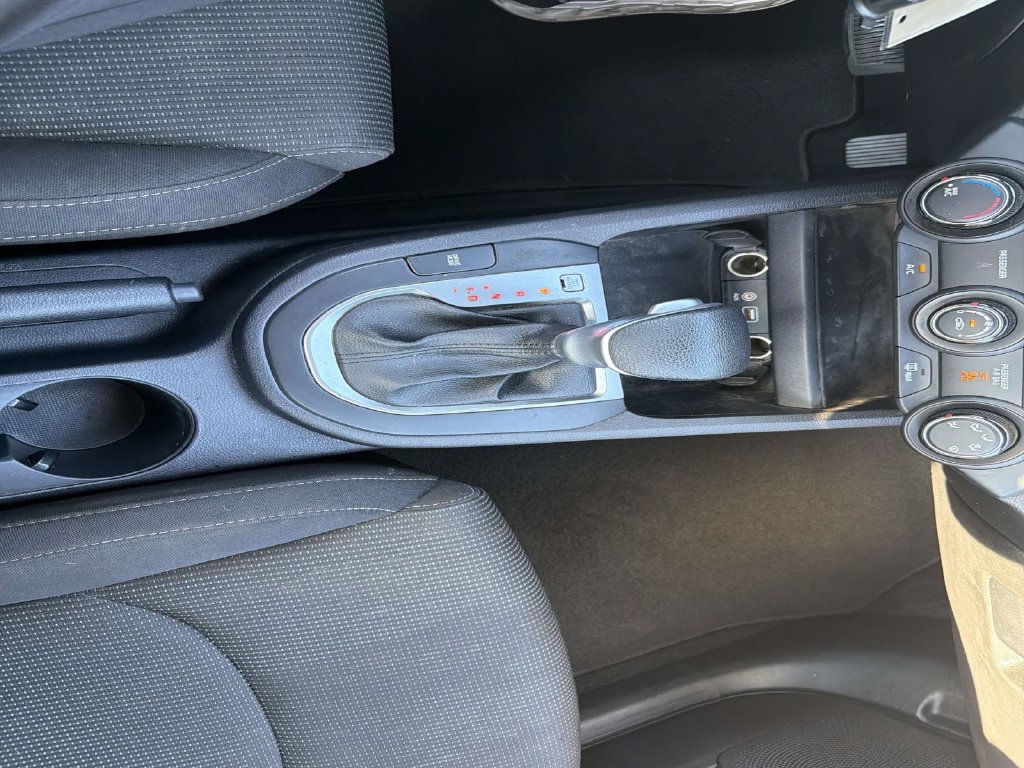 Used 2021 Kia Forte LXS FWD image 28