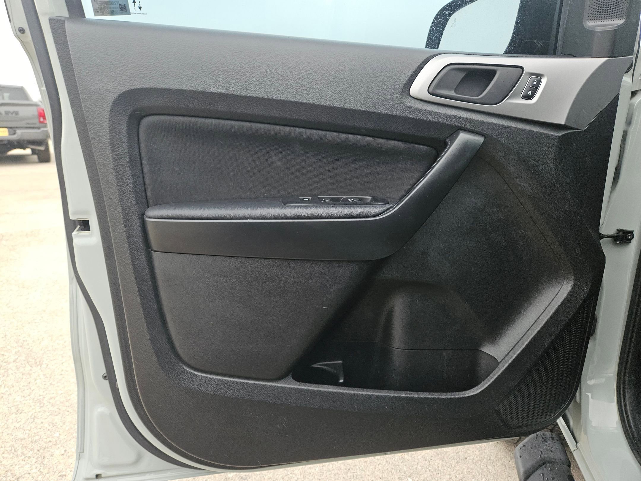 Used 2021 Ford Ranger XL w/ FX4 Off-Road Package image 11