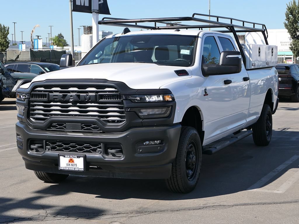 New 2025 RAM 2500 Tradesman AWD/4WD image 9