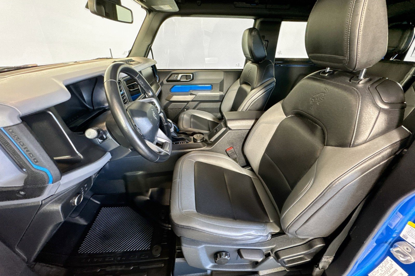 Used 2021 Ford Bronco Black Diamond image 19