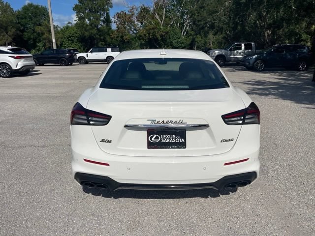 Used 2021 Maserati Ghibli S Q4 AWD/4WD image 3