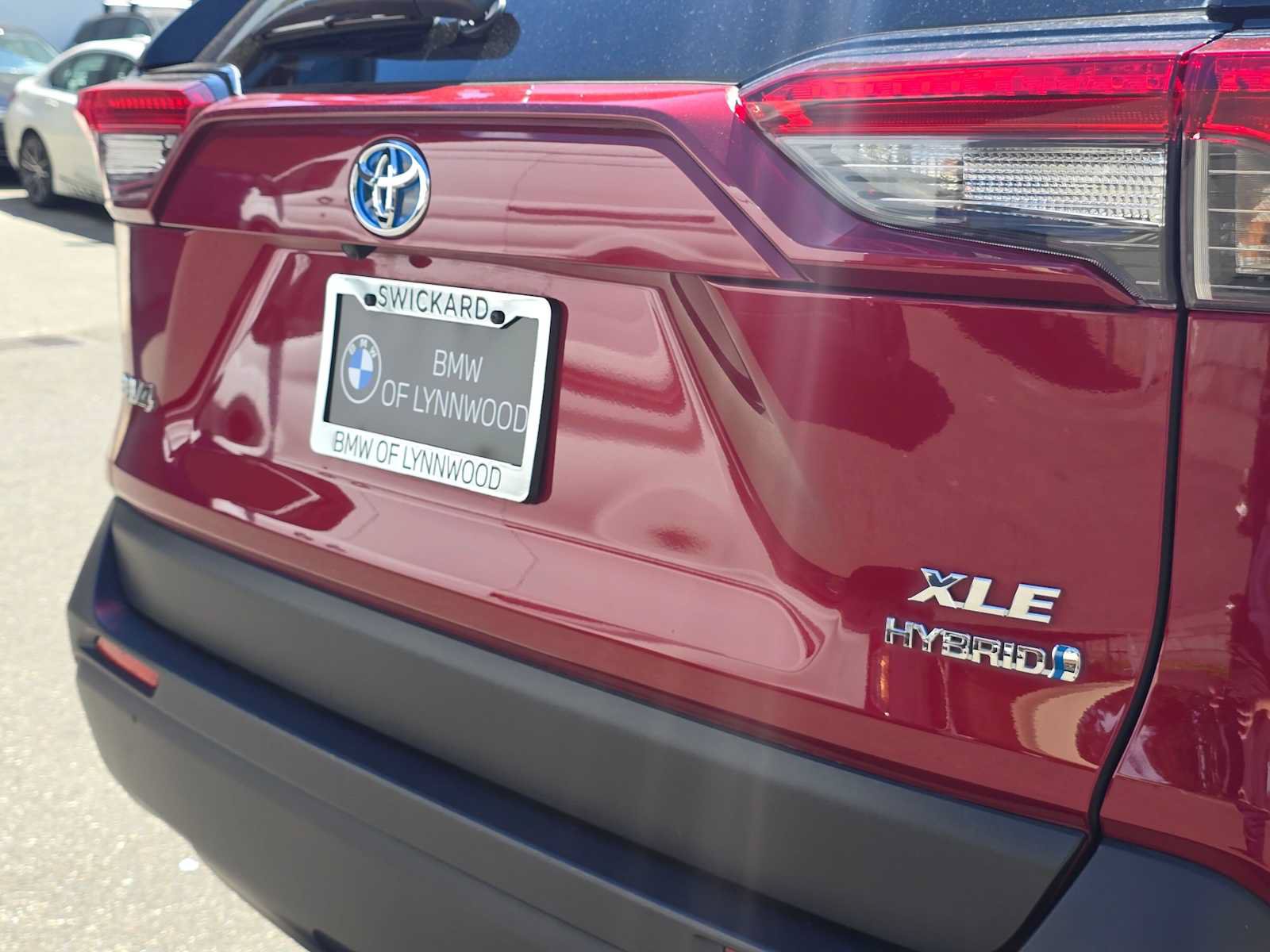 Used 2022 Toyota RAV4 XLE Premium AWD/4WD image 13