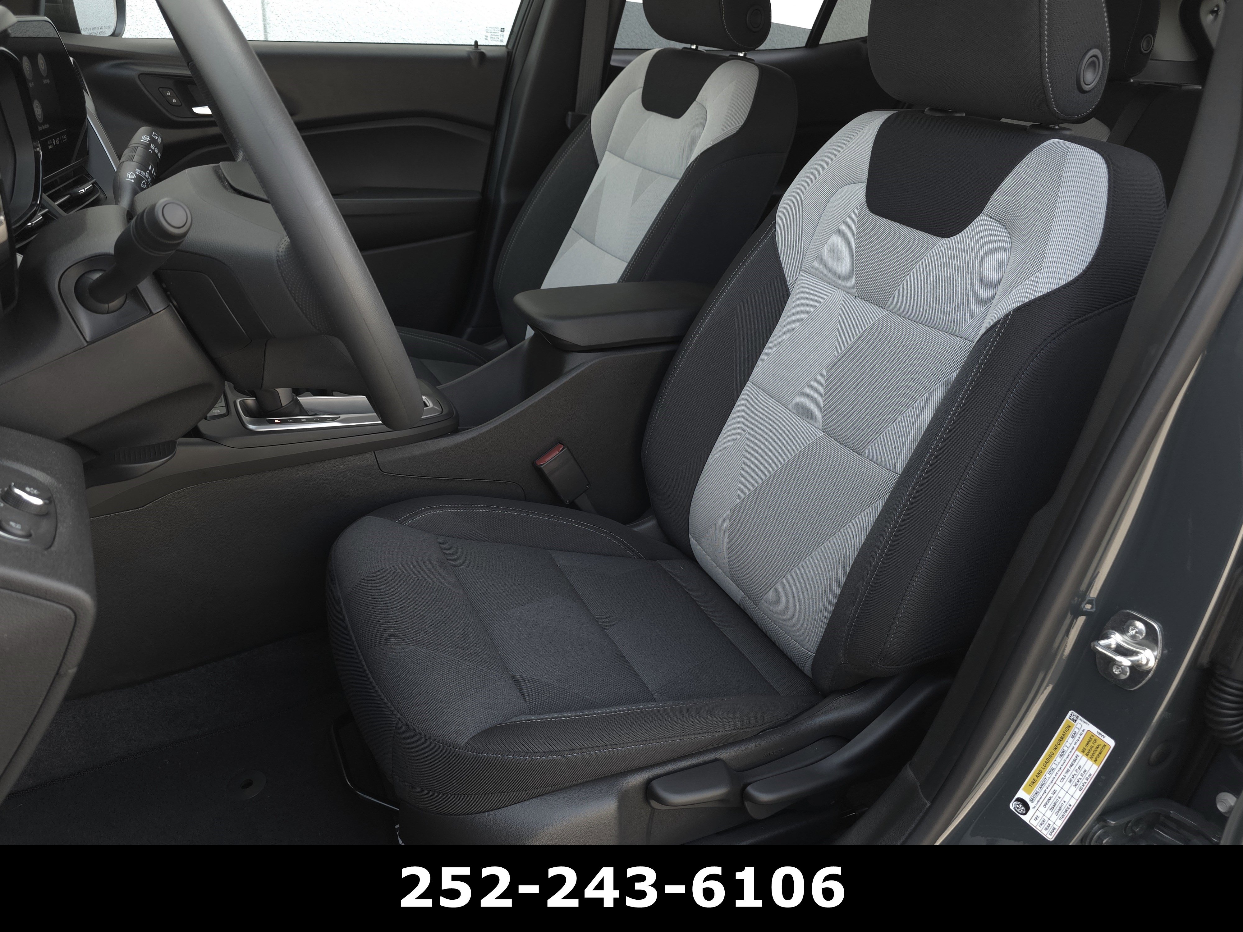 Used 2026 Chevrolet Trax LS FWD image 10