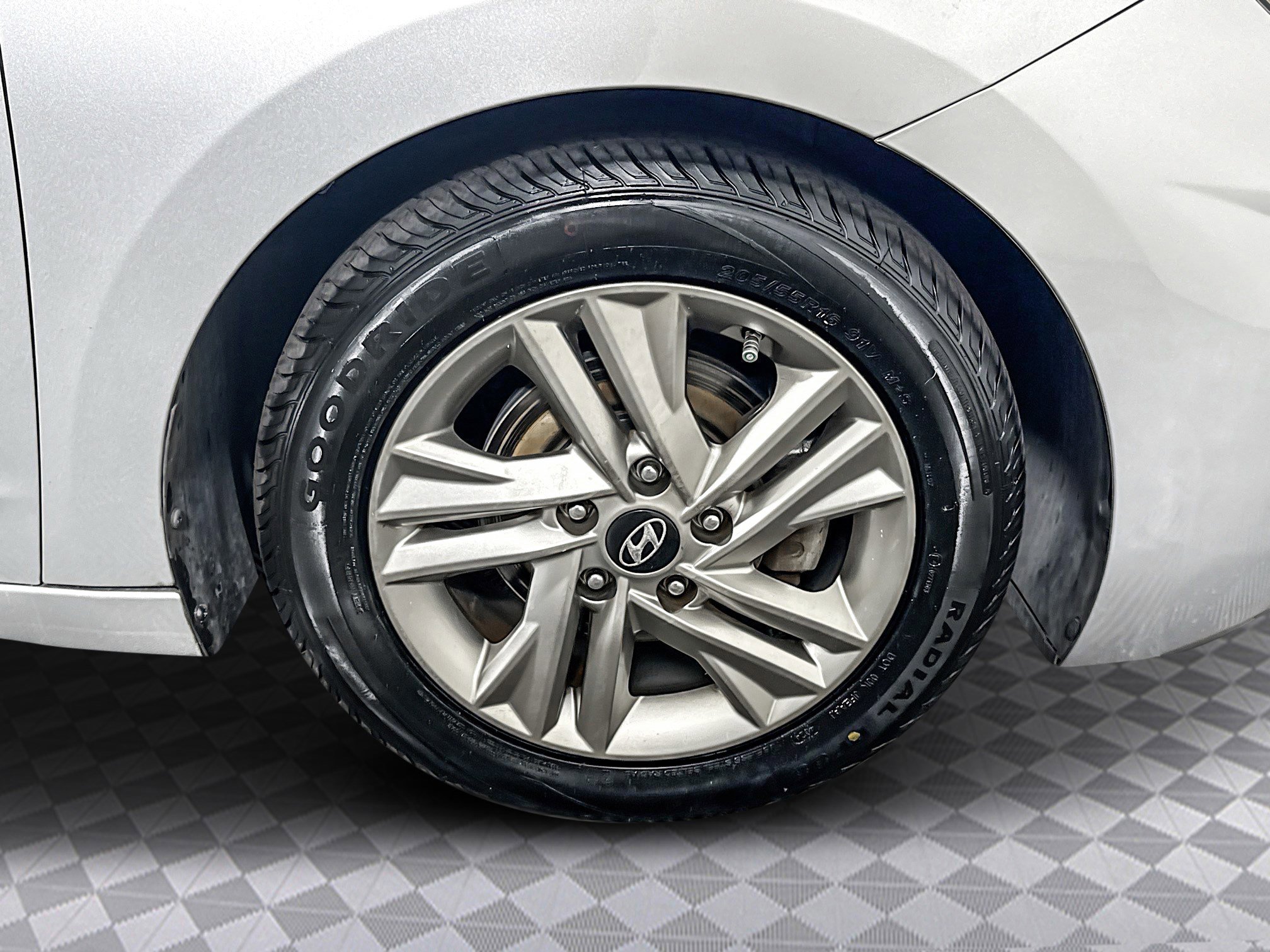 Used 2019 Hyundai Elantra SEL w/ Cargo Package image 31