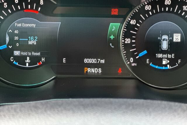 Used 2016 Ford Explorer Platinum AWD/4WD image 29
