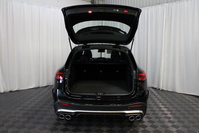 New 2025 Mercedes-Benz GLC 43 AMG 4MATIC image 8