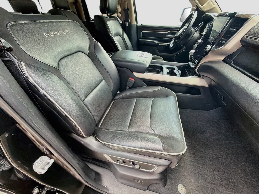Used 2019 RAM 1500 Laramie AWD/4WD image 32