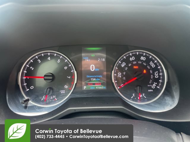 Used 2021 Toyota RAV4 LE FWD image 9