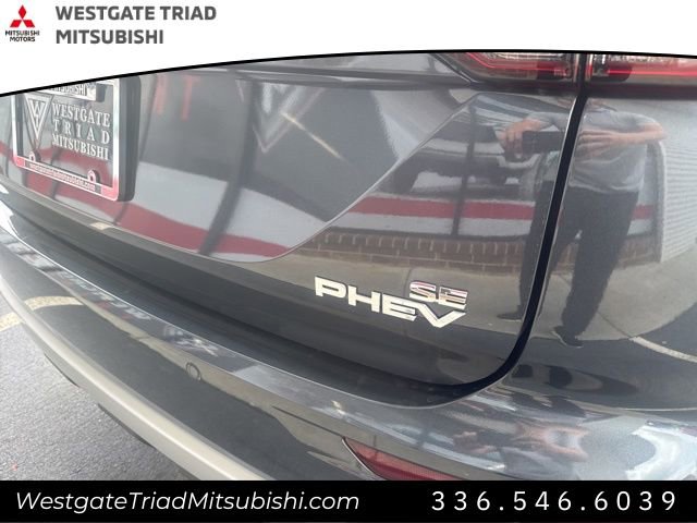 New 2025 Mitsubishi Outlander SE image 12