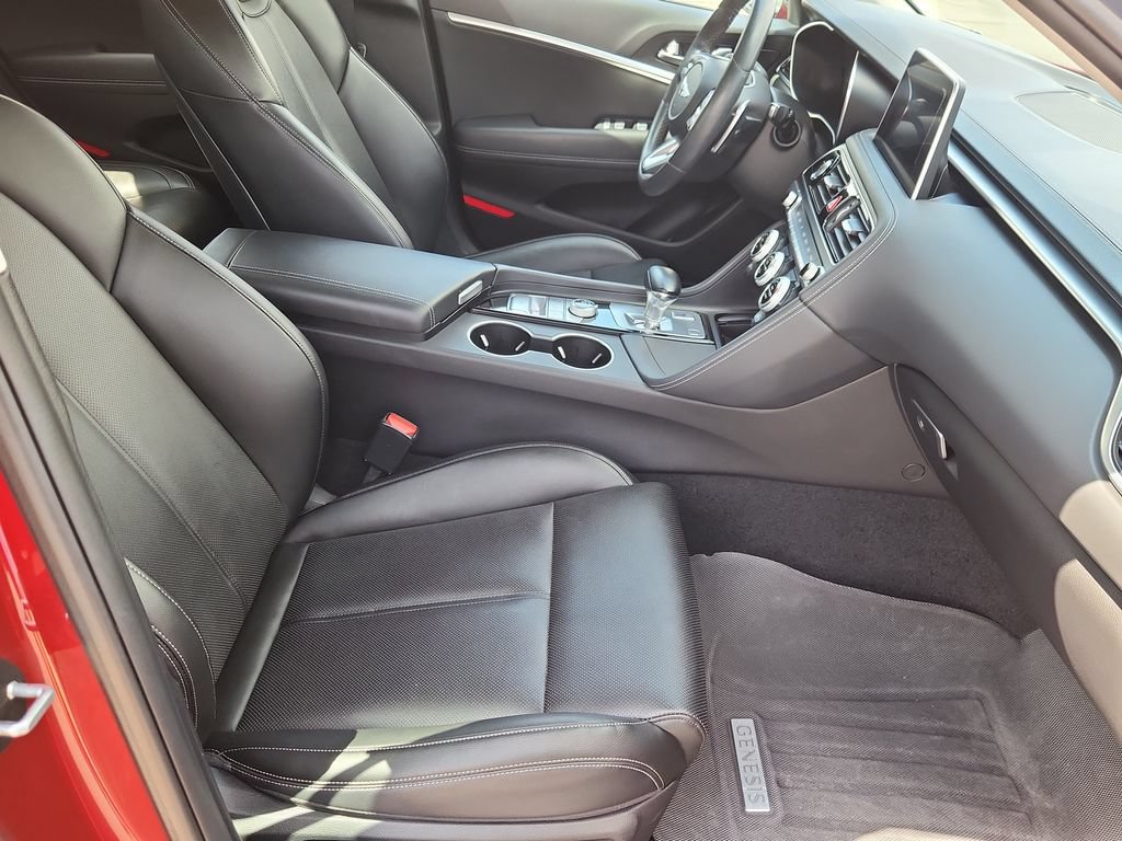 Used 2021 Genesis G70 2.0T AWD/4WD image 15