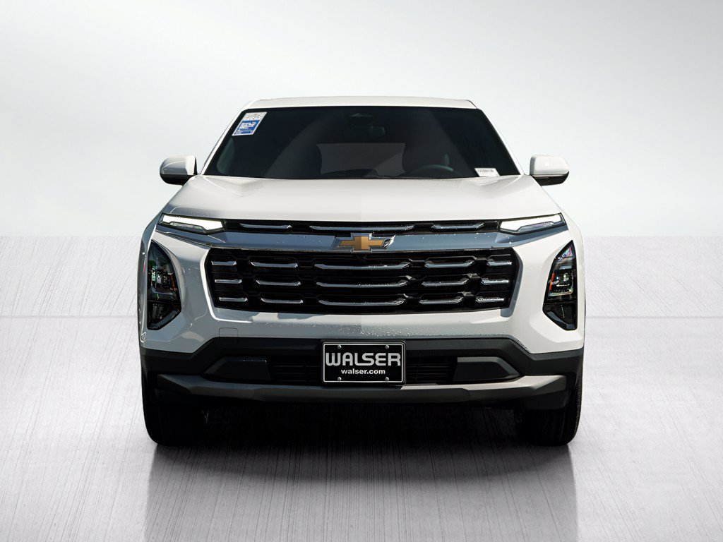 New 2027 Chevrolet Equinox LT FWD image 2