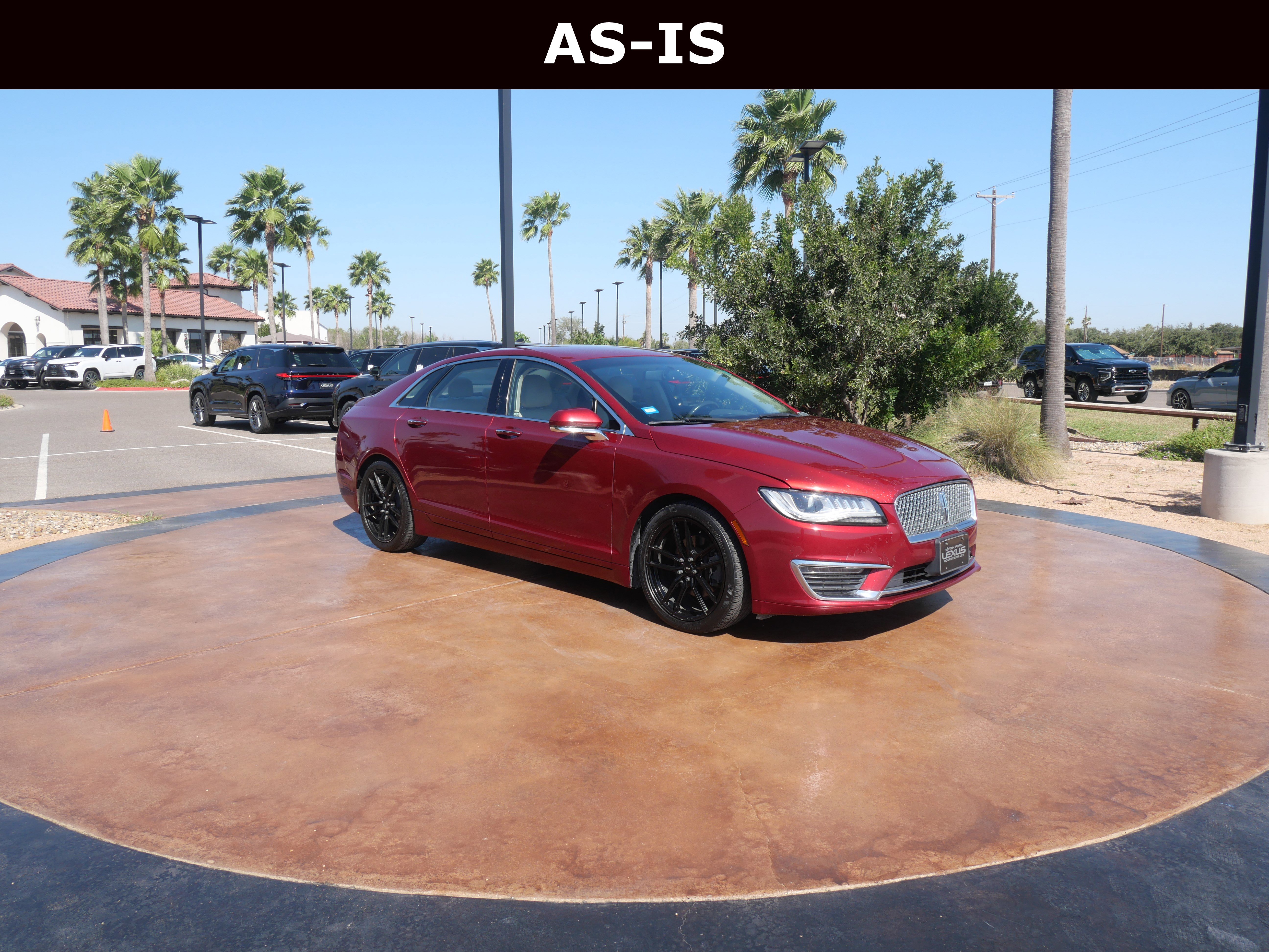 Used 2018 Lincoln MKZ Reserve image 1