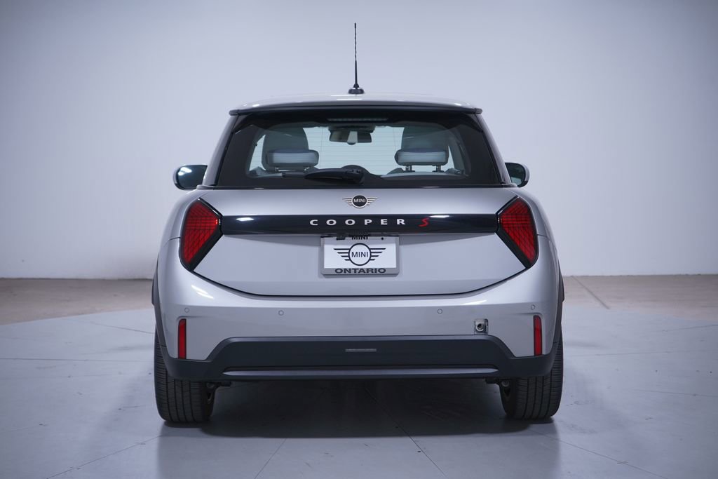 Used 2025 MINI Cooper S image 5
